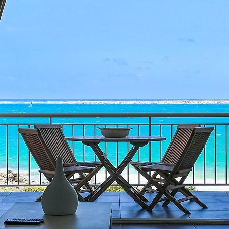 Front Line Unit 520 Ft2 - 48 M2, On Second Floor, Stunning Ocean View Daire Cul de Sac Dış mekan fotoğraf