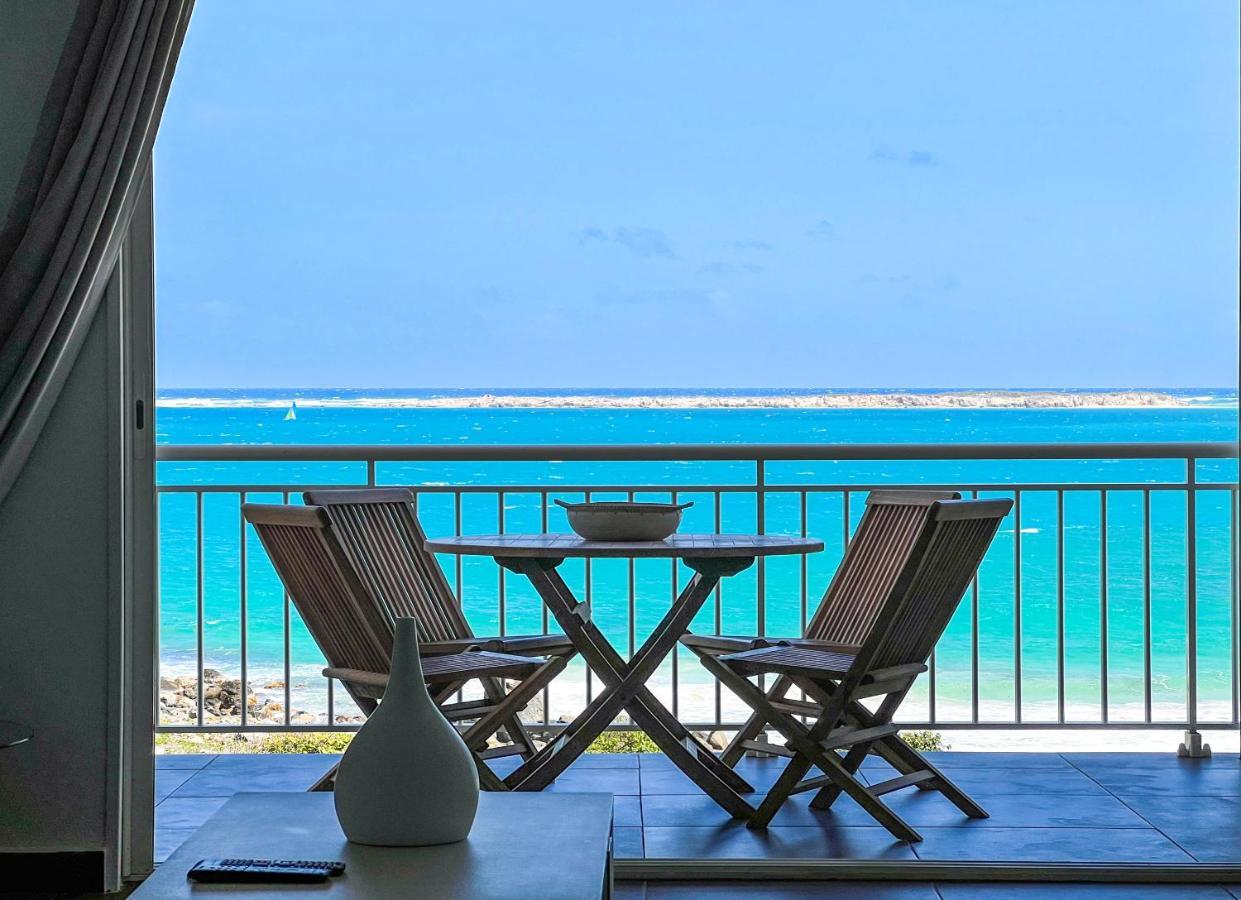 Front Line Unit 520 Ft2 - 48 M2, On Second Floor, Stunning Ocean View Daire Cul de Sac Dış mekan fotoğraf