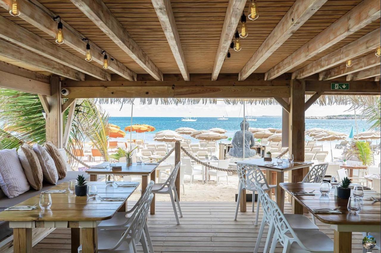 Front Line Unit 520 Ft2 - 48 M2, On Second Floor, Stunning Ocean View Daire Cul de Sac Dış mekan fotoğraf