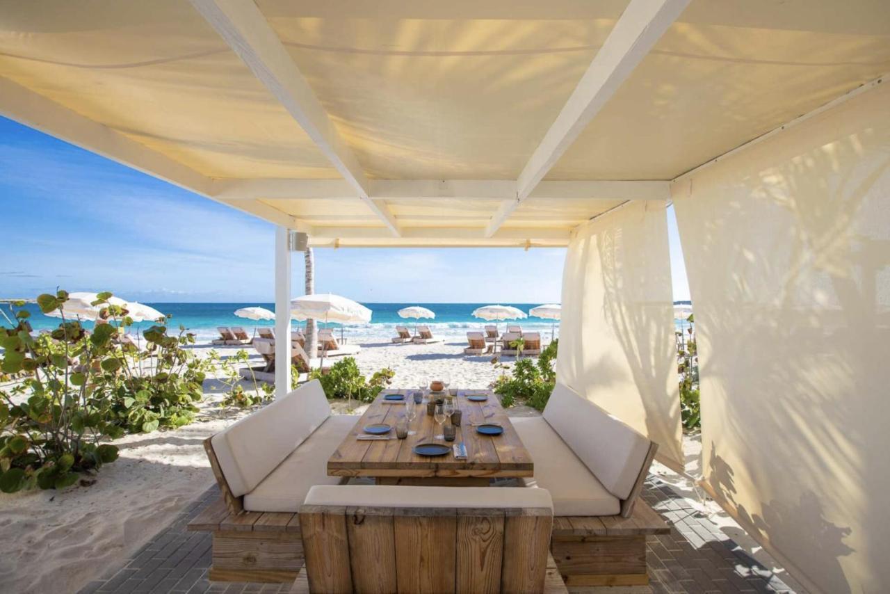 Front Line Unit 520 Ft2 - 48 M2, On Second Floor, Stunning Ocean View Daire Cul de Sac Dış mekan fotoğraf