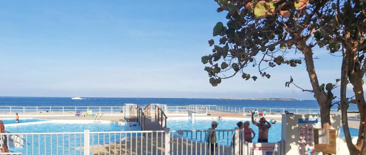 Front Line Unit 520 Ft2 - 48 M2, On Second Floor, Stunning Ocean View Daire Cul de Sac Dış mekan fotoğraf